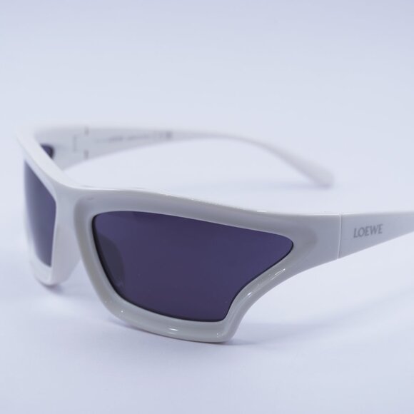 Loewe LW40143U 25A Sunglasses Ivory Geometric Frame, Grey Lenses - Picture 3 of 11